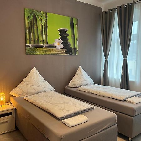 Pension Kaditz Дрезден Екстер'єр фото