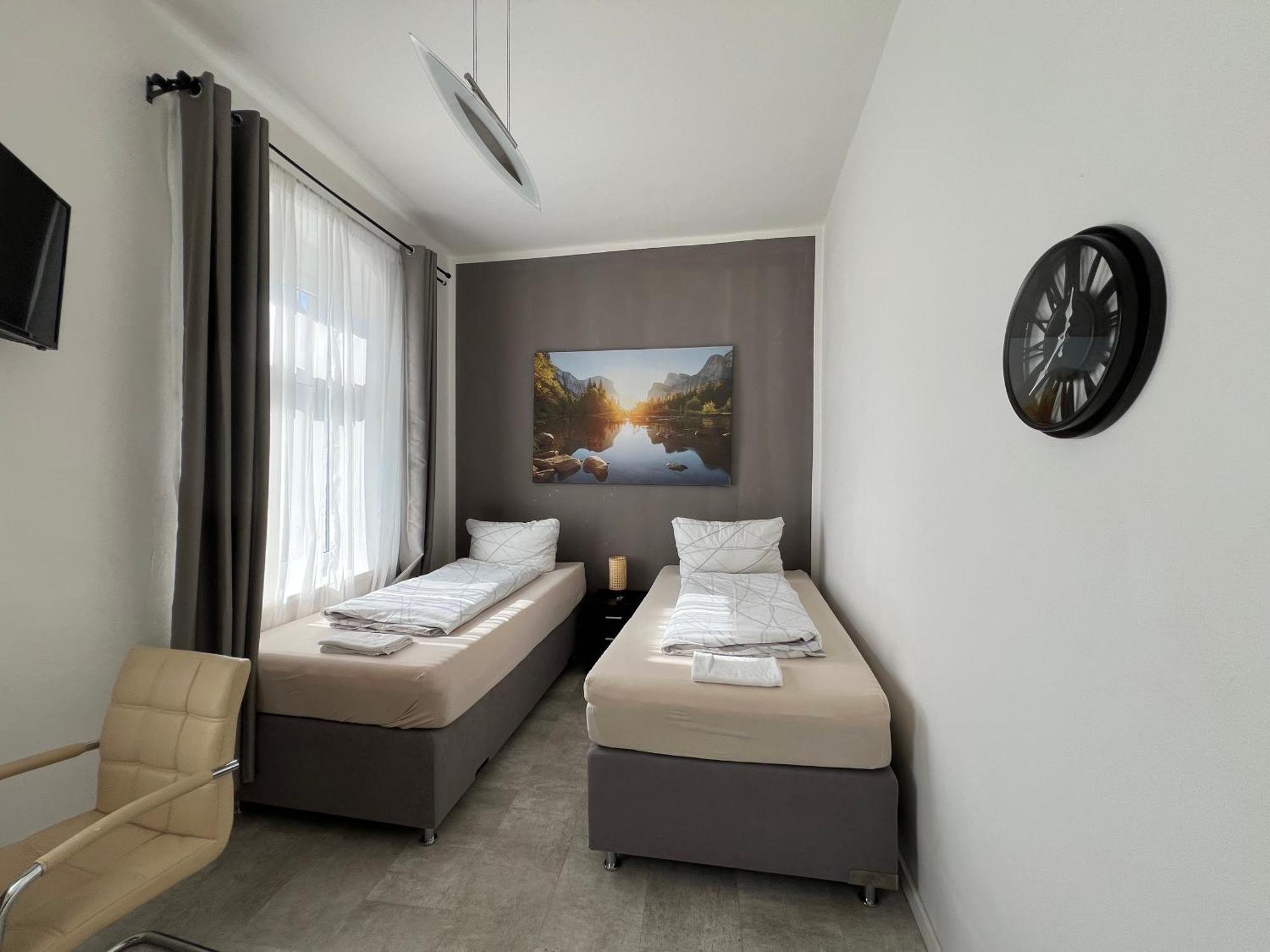 Pension Kaditz Дрезден Екстер'єр фото