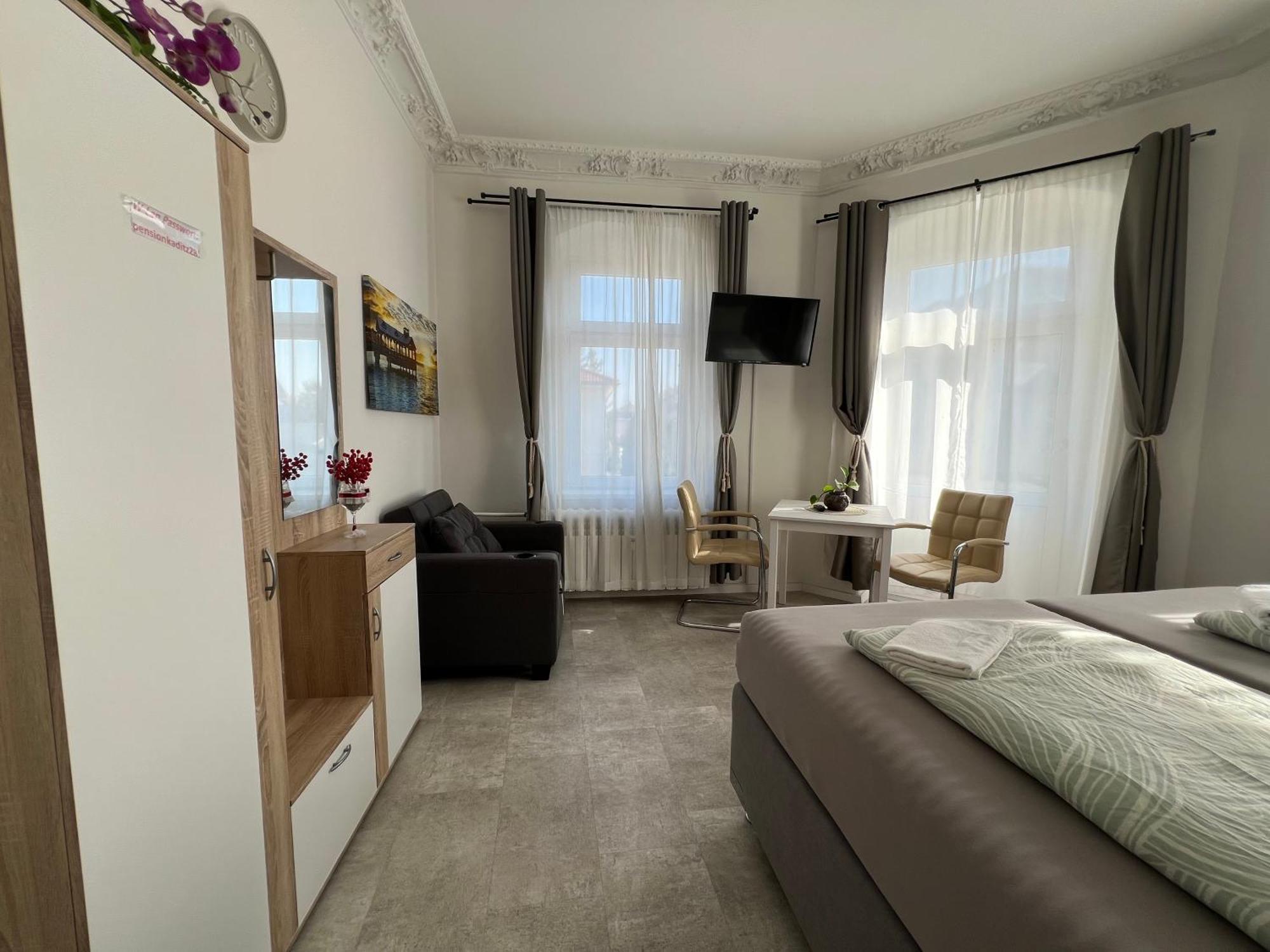 Pension Kaditz Дрезден Екстер'єр фото